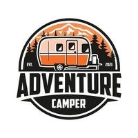 avontuur camper rv trailer embleem logo. cirkel premium logo voor camper camper rv en alle gerelateerde buitenactiviteiten vector