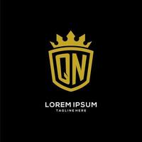 eerste qn logo schild kroon stijl, luxe elegant monogram logo ontwerp vector