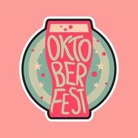 oktoberfest belettering badge vector