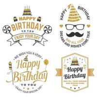 wens je een heel gelukkige verjaardag lieve vriend. badge, kaart, met verjaardagshoed, vuurwerk, snor en cake met kaarsen. vector. set vintage typografisch ontwerp voor het embleem van de verjaardagsviering vector