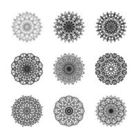 collecties cirkelvormig patroon in de vorm van een mandala voor henna, mehndi, tatoeages. kleurboek pagina. vector