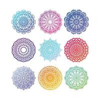 set van de kleurrijke mandala. mandala met bloemen, islam, arabische, indische en ottomaanse motievenpatronen. vector