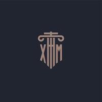 xm initieel logo-monogram met ontwerp in pilaarstijl voor advocatenkantoor en justitiebedrijf vector