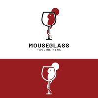 rode muis in wijnglas logo ontwerpsjabloon vector