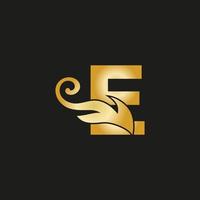 gouden luxe letter e-logo. e-logo met vectorbestand in sierlijke stijl. vector