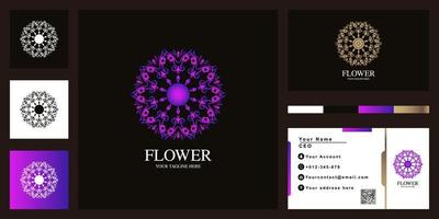 bloem of ornament luxe logo sjabloonontwerp met visitekaartje. vector