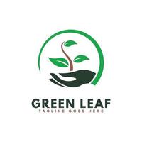 groene blad organische botanische logo vector, groeiende spruiten in de hand met gekrulde vorm voor groene landbouw botanie. vector