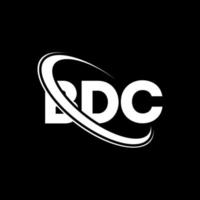 bdc-logo. bdc brief. bdc brief logo ontwerp. initialen bdc-logo gekoppeld aan cirkel en monogram-logo in hoofdletters. bdc typografie voor technologie, zaken en onroerend goed merk. vector