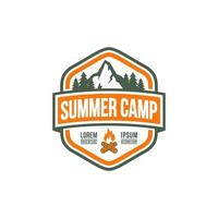 zomerkamp badge logo vector sjabloon