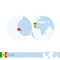 Senegal op wereldbol met vlag en regionale kaart van Senegal. vector