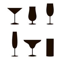 zwarte silhouetten set glazen voor wijn, cocktail, martini en champagne. alcoholische drank. vector