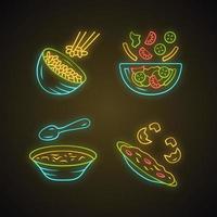 biologisch voedsel neonlicht iconen set. rijst, groenten, eieren. salade, soep, omelet. gezonde voeding. diner, avondmaal restaurant menu. eerste, tweede gang. gloeiende borden. geïsoleerde vectorillustraties vector