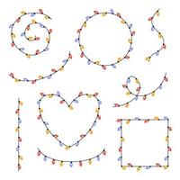 set feestelijke veelkleurige slingers op kabel in vlakke stijl. frame van slinger in de vorm van een hart, cirkel, vierkant en anderen. decoratie, vakantieconcept. vector