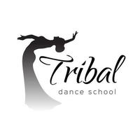 tribal dans logo. embleem met dansende vrouw voor school, festival, feest, evenement, lessen. vector