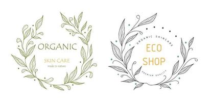 set botanische logo's voor uw bedrijf. perfect voor cosmeticamerken. ecologisch design. duurzaam leven. vector
