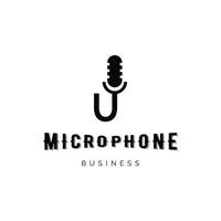 beginletter u microfoon pictogram logo ontwerp inspiratie vector