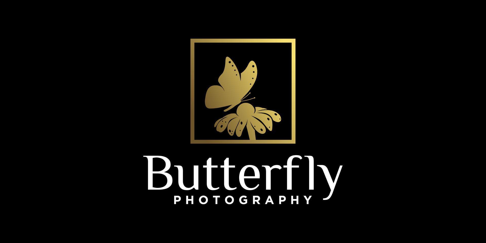 Schmetterling saugt Blumen-Logo-Design, schönes Tier in Goldfarbe vektor