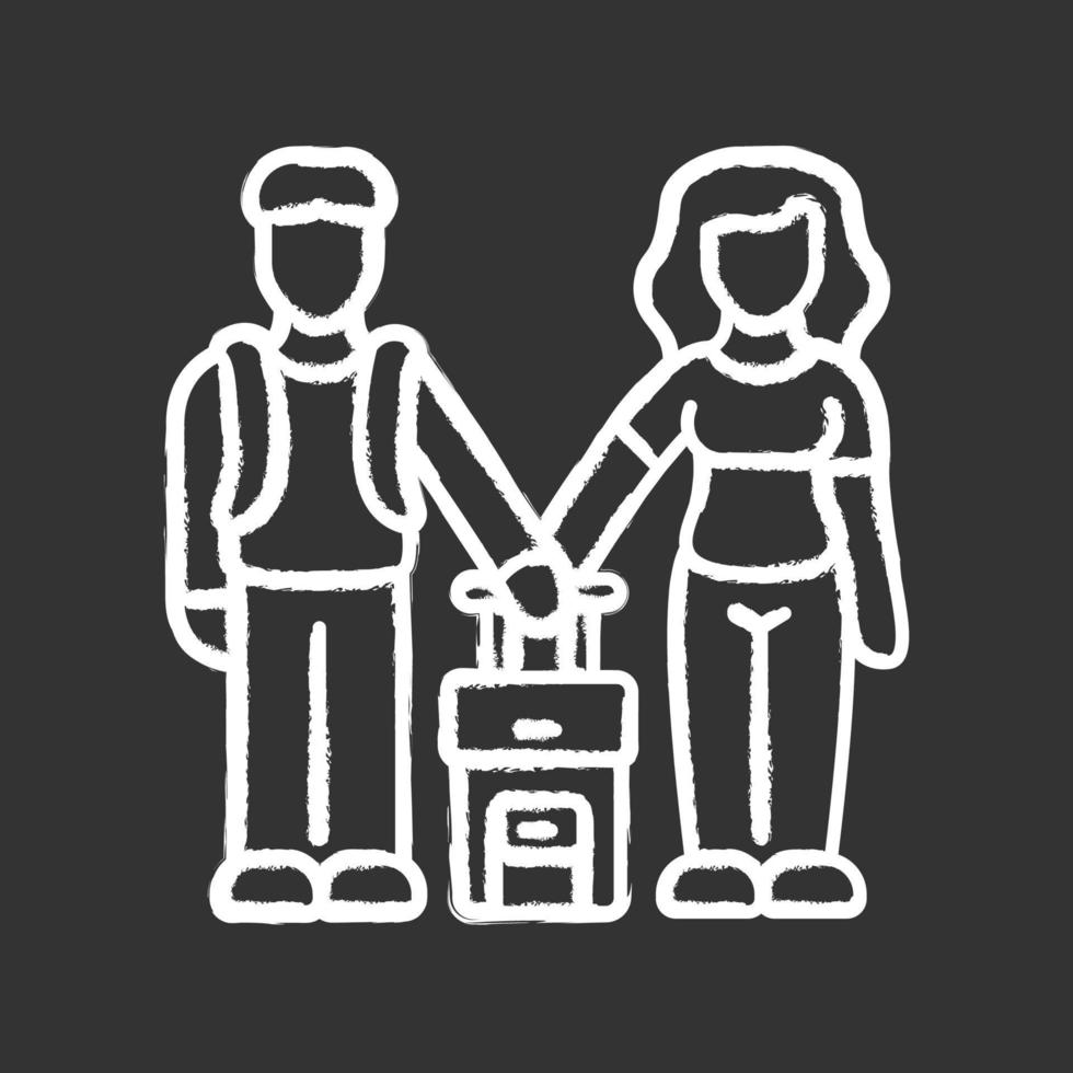 Familienklasse Einwanderer Kreidesymbol. paar reisen mit koffer ins ausland. Familienausflug, Urlaub, Tourismus. Flitterwochen. Touristen, Reisende, Passagiere. isolierte vektortafelillustration vektor