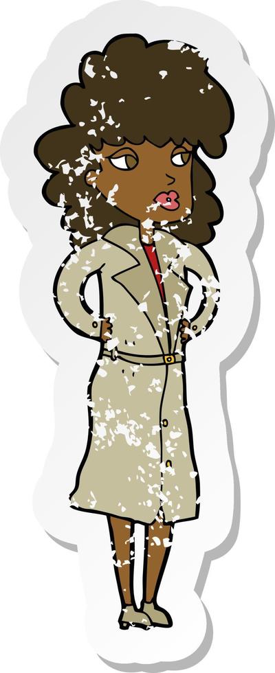 Retro-Distressed-Aufkleber einer Cartoon-Frau im Trenchcoat vektor