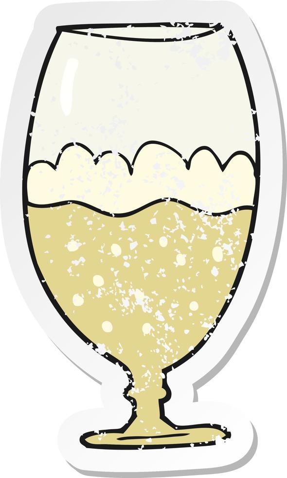 retro nödställd klistermärke av en tecknad öl i glas vektor