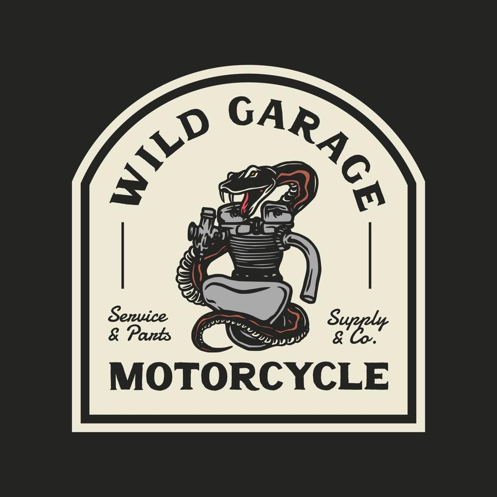 hand dragen årgång stil av maskot motorcykel och garage logotyp bricka vektor