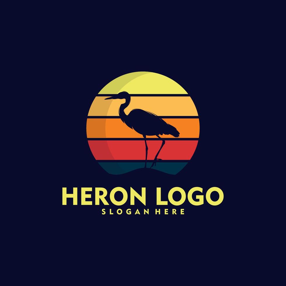 Silhouette Storch Reiher Vogel auf Sonnenuntergang Logo-Design vektor