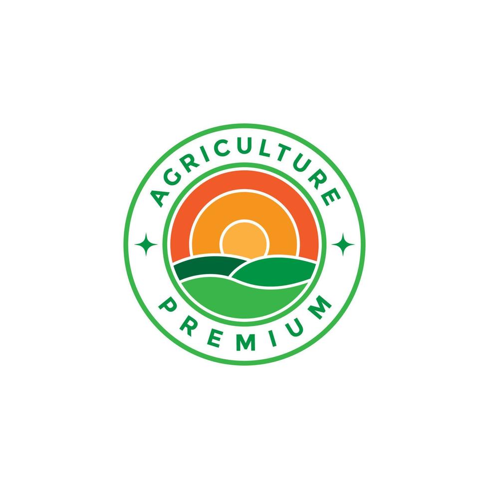 färgrik bricka med lantbruk fält och solnedgång logotyp vektor