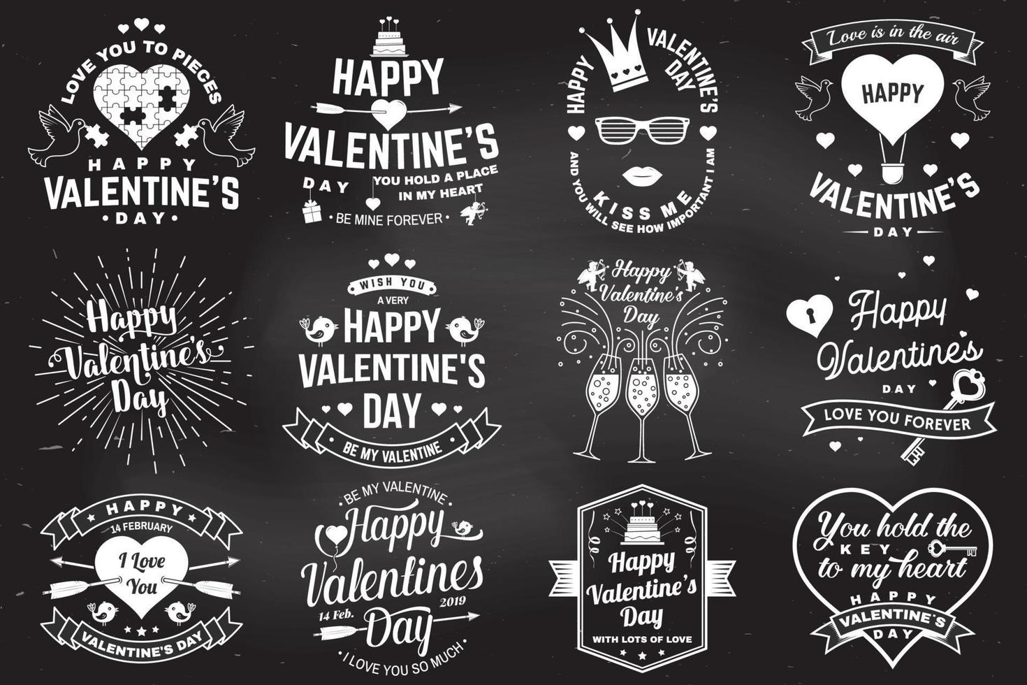 satz glücklicher valentinstagzeichen. stempel, karte mit schlüssel, vogel, amur, pfeil, herz. Vektor. vintage typografie design für einladungen, valentinstag romantisches feieremblem im retro-stil. vektor