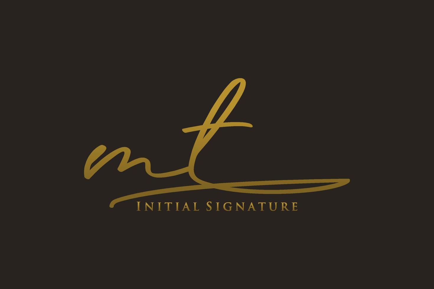 första mt brev signatur logotyp mall elegant design logotyp. hand dragen kalligrafi text vektor illustration.