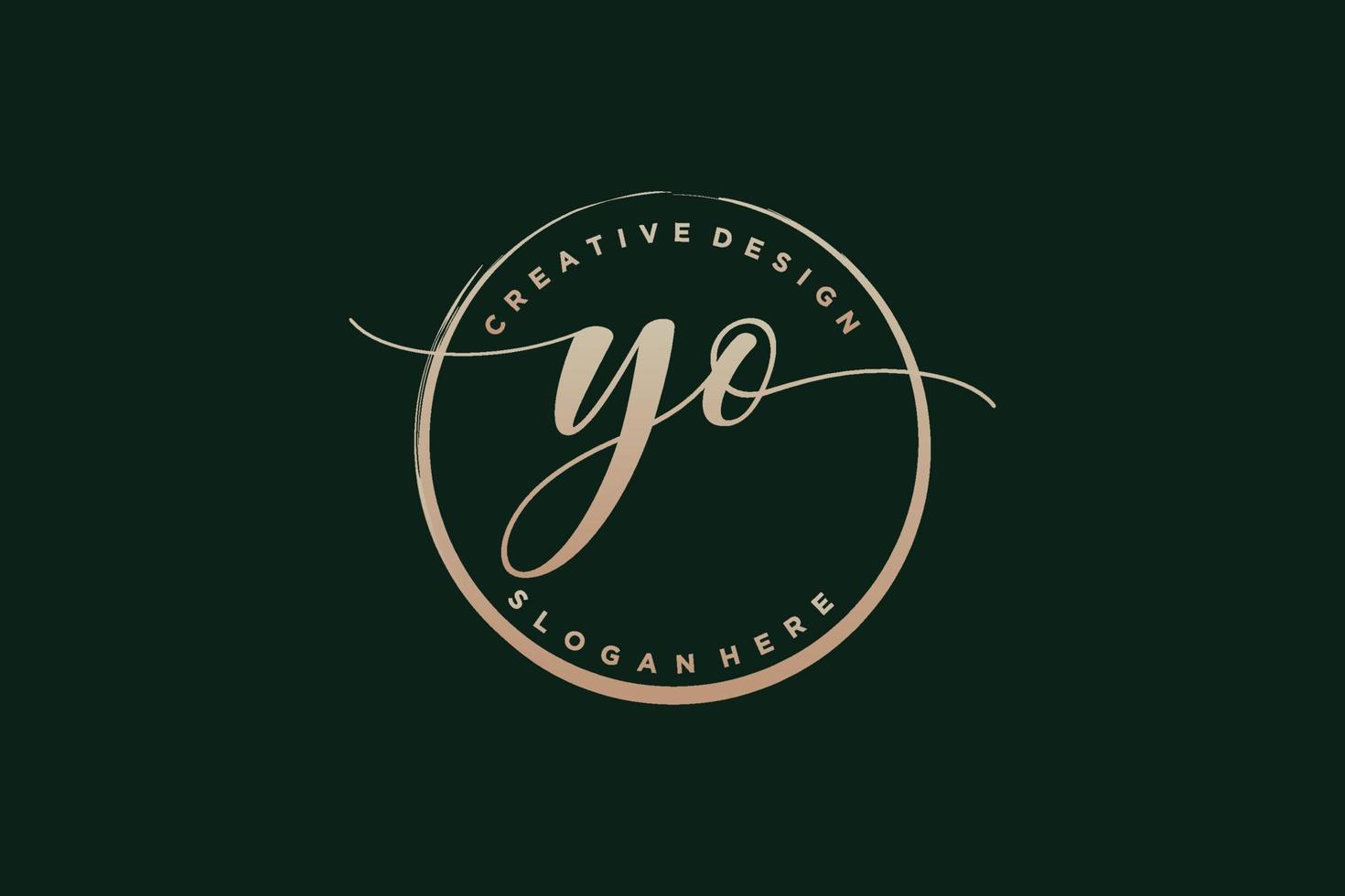 första yo handstil logotyp med cirkel mall vektor signatur, bröllop, mode, blommig och botanisk med kreativ mall.