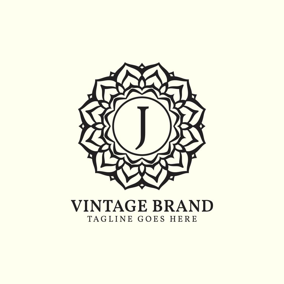 luxuriöses mandala vintage buchstabe j vektor logo design