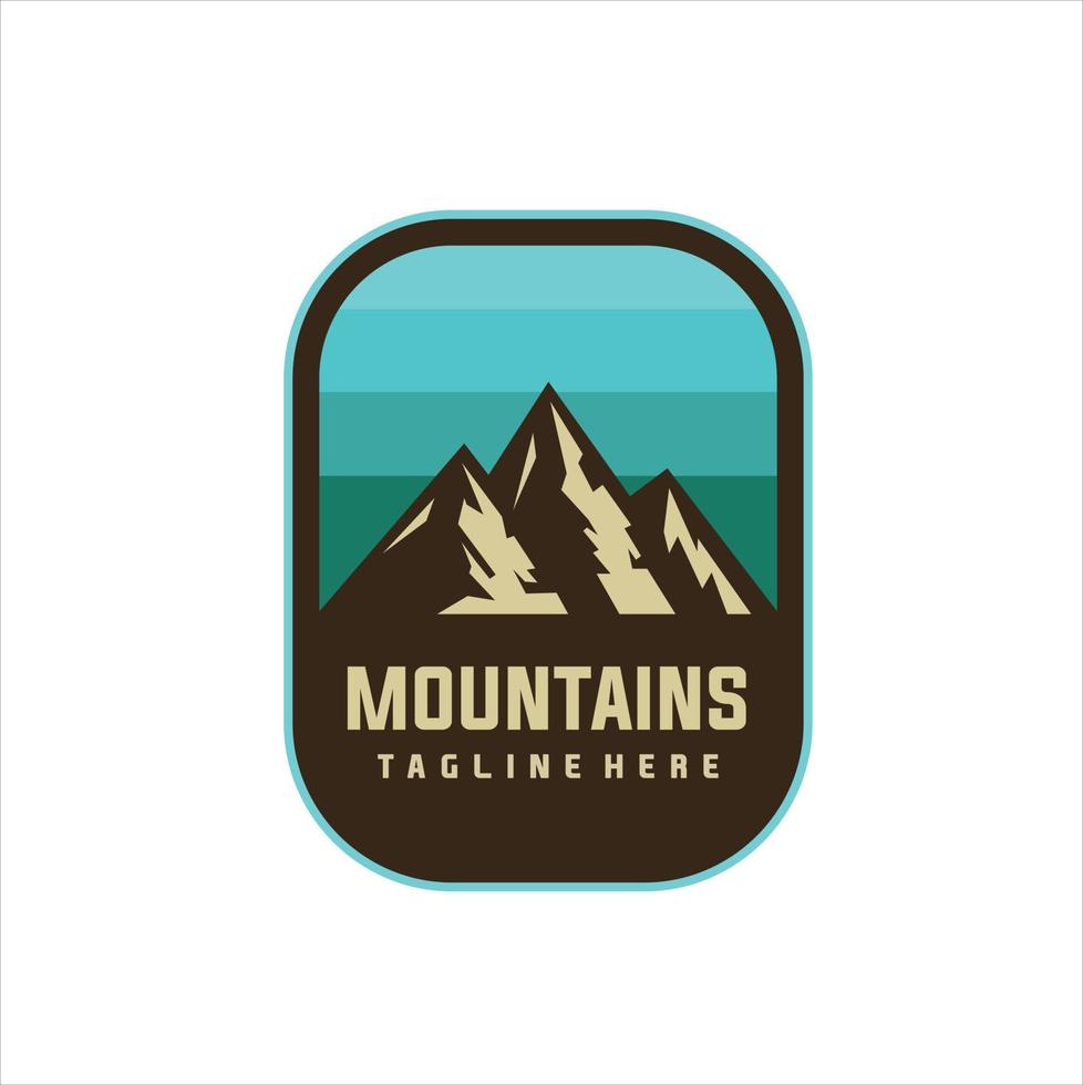 Embleme für Bergreisen. Camping-Outdoor-Abenteuer-Emblem vektor