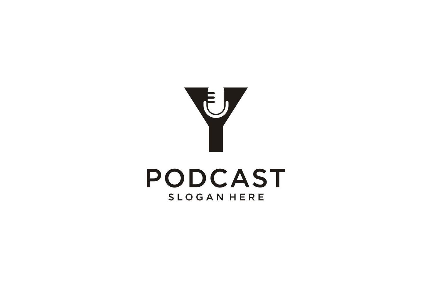 Anfangsbuchstabe y mit Mikrofon-Podcast-Logo-Designvorlage vektor