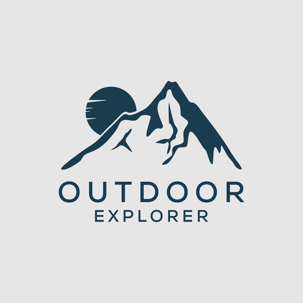 berg utomhus- explorer logotyp design vektor, natt utomhus- landskap logotyp mall vektor