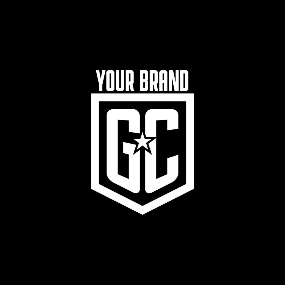 gc första gaming logotyp med skydda och stjärna stil design vektor