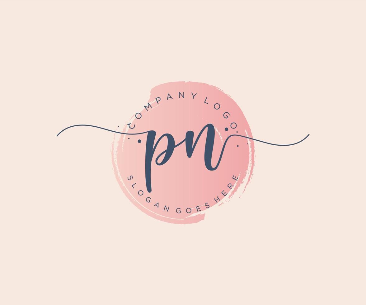 anfängliches pn feminines logo. verwendbar für Natur-, Salon-, Spa-, Kosmetik- und Schönheitslogos. flaches Vektor-Logo-Design-Vorlagenelement. vektor