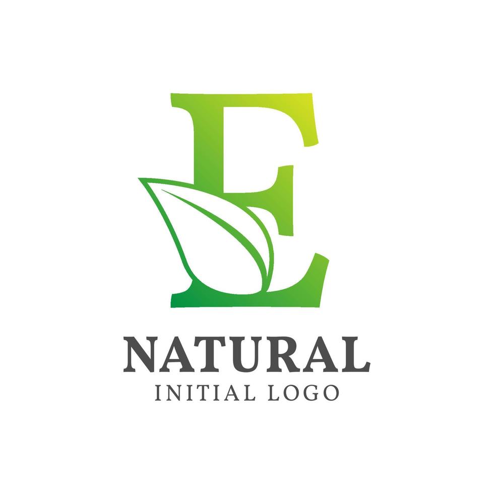 buchstabe e mit natürlichem anfangsvektor-logo-design des blattes vektor