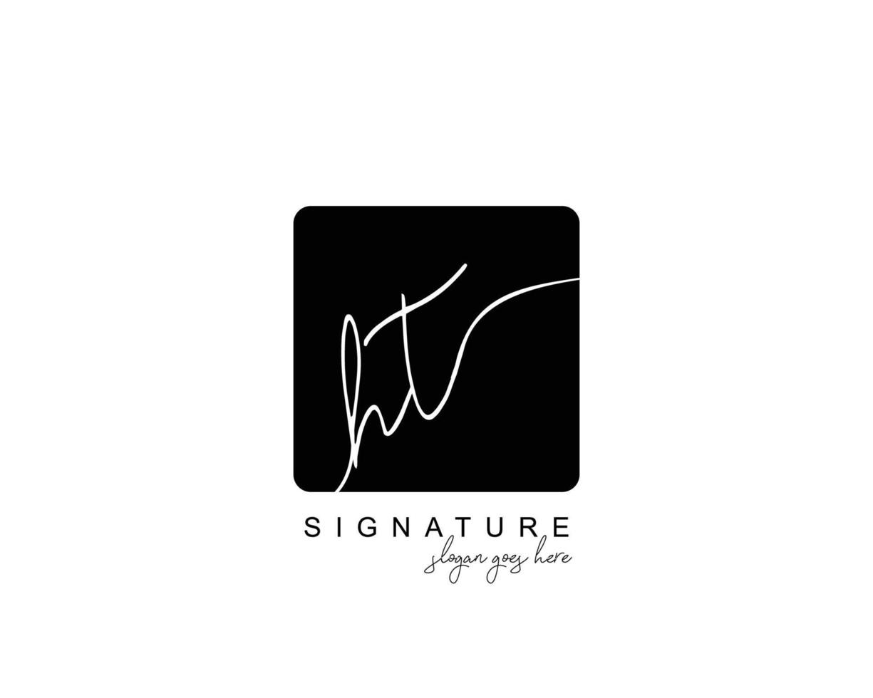 första ht skönhet monogram och elegant logotyp design, handstil logotyp av första signatur, bröllop, mode, blommig och botanisk med kreativ mall. vektor