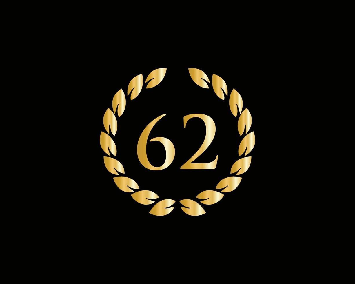 62 Jahre Jubiläumslogo mit goldenem Ring isoliert auf schwarzem Hintergrund, für Geburtstag, Jubiläum und Firmenfeier vektor