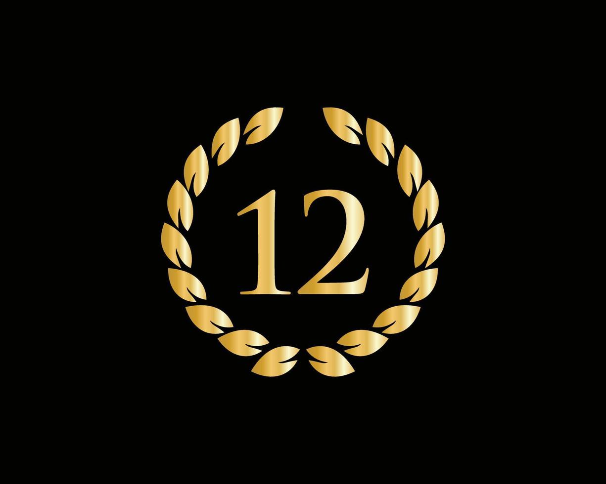 12th år årsdag logotyp med gyllene ringa isolerat på svart bakgrund, för födelsedag, årsdag och företag firande vektor