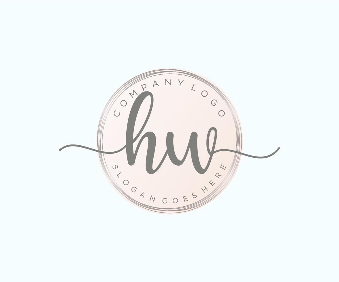 anfängliches feminines hw-logo. verwendbar für Natur-, Salon-, Spa-, Kosmetik- und Schönheitslogos. flaches Vektor-Logo-Design-Vorlagenelement. vektor