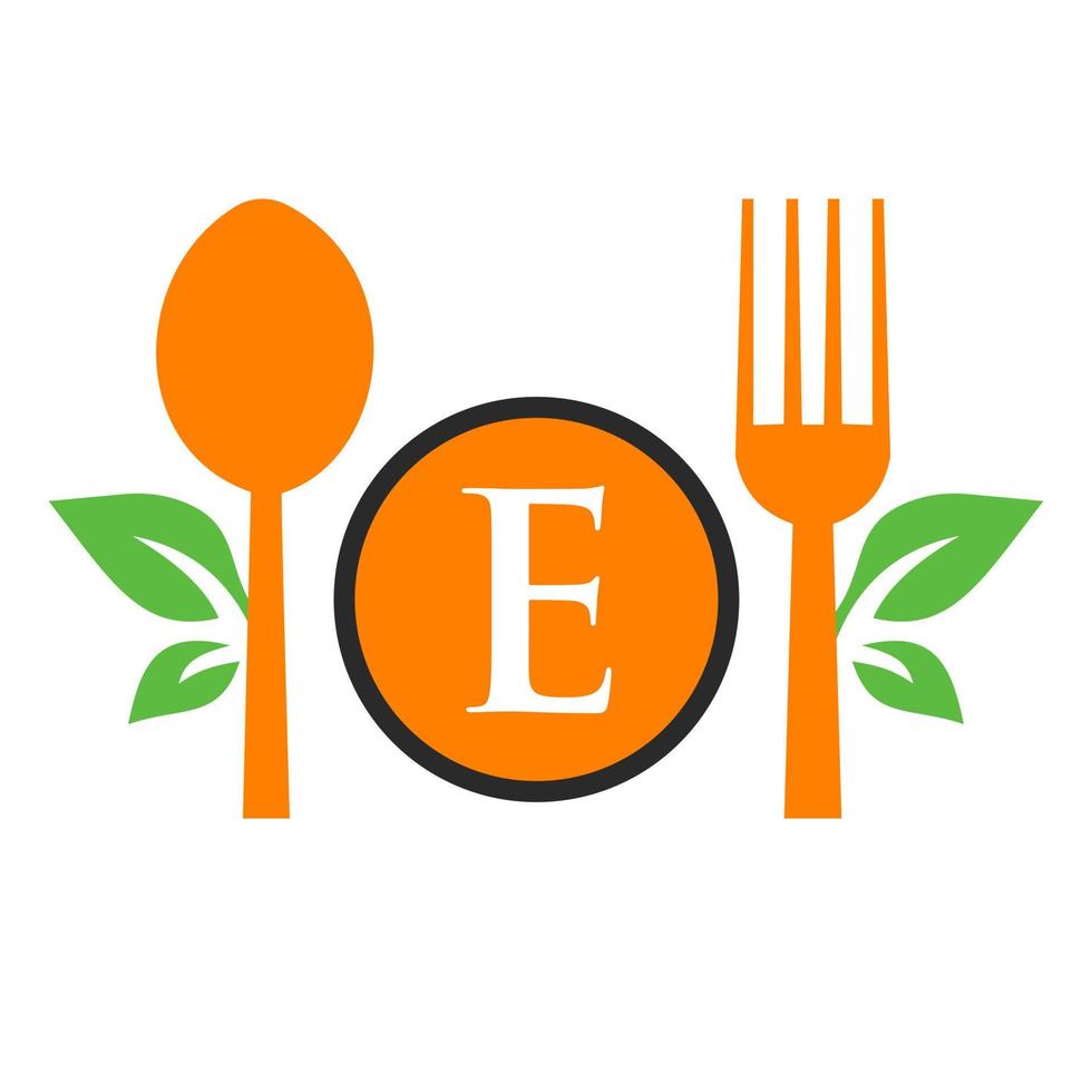 restaurang logotyp på brev e mall. sked och gaffel, blad symbol för kök tecken, Kafé ikon, restaurang, matlagning företag vektor