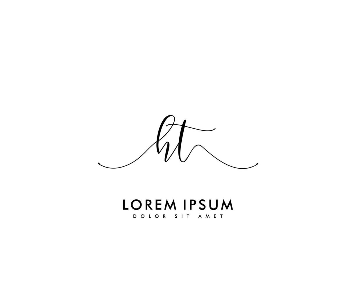 första ht feminin logotyp skönhet monogram och elegant logotyp design, handstil logotyp av första signatur, bröllop, mode, blommig och botanisk med kreativ mall vektor