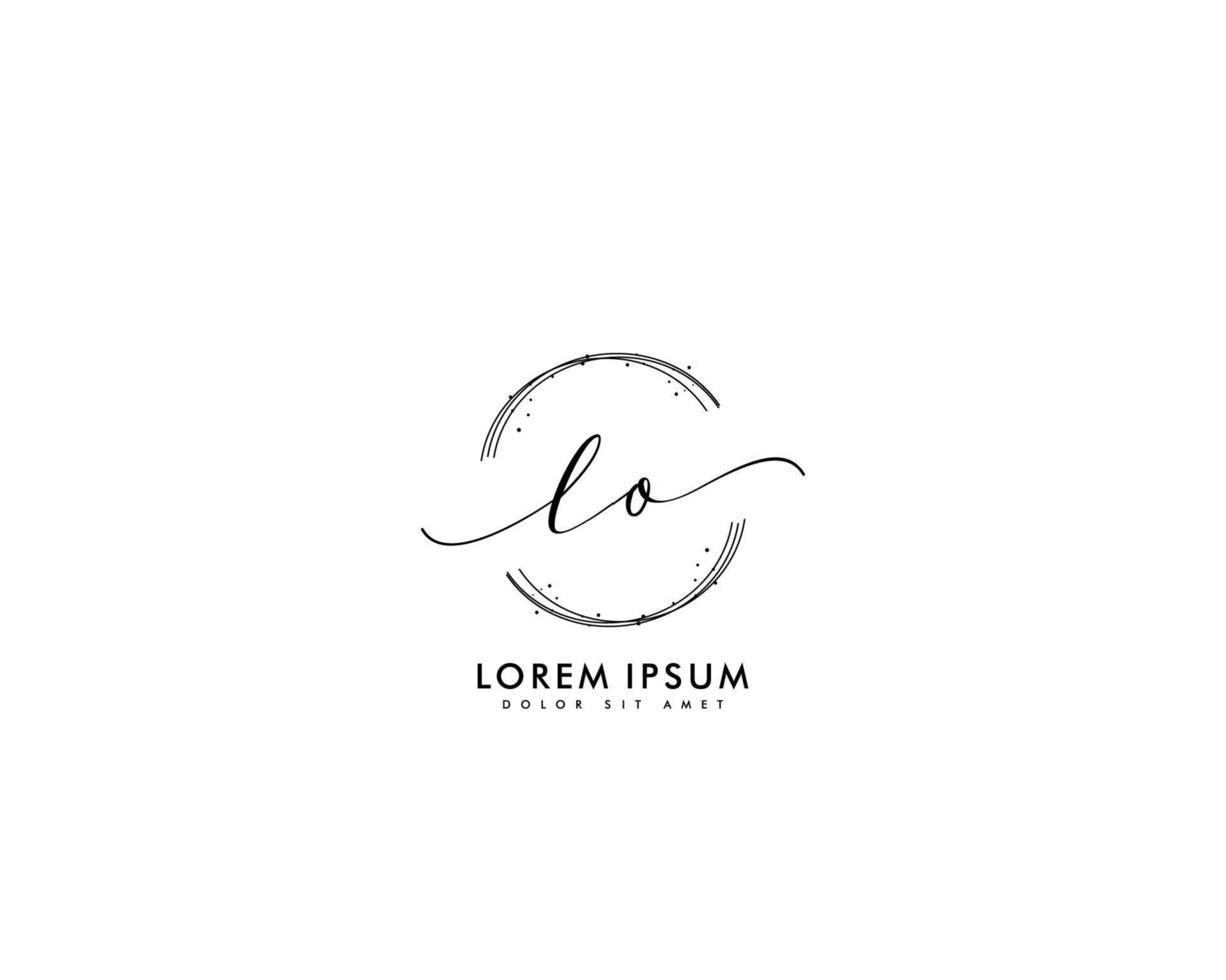 Initial Lo feminines Logo Schönheitsmonogramm und elegantes Logo-Design, Handschrift-Logo der Erstunterschrift, Hochzeit, Mode, Blumen und Pflanzen mit kreativer Vorlage vektor