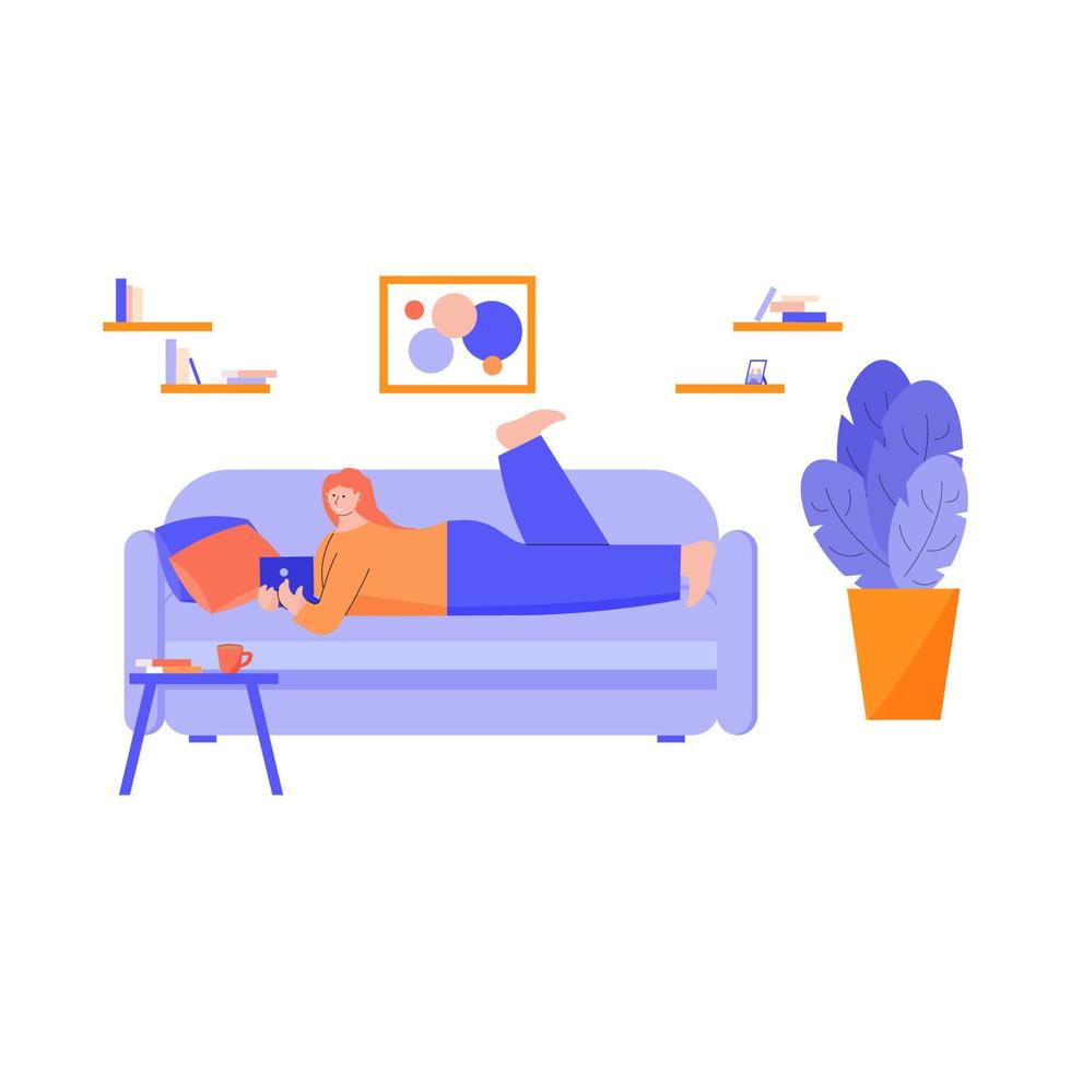 en kvinna är liggande på de soffa, vilar, chattar, sökande de internet. de begrepp av resten på Hem, virtuell relationer, avslappning, social nätverk. vektor illustration i en platt design