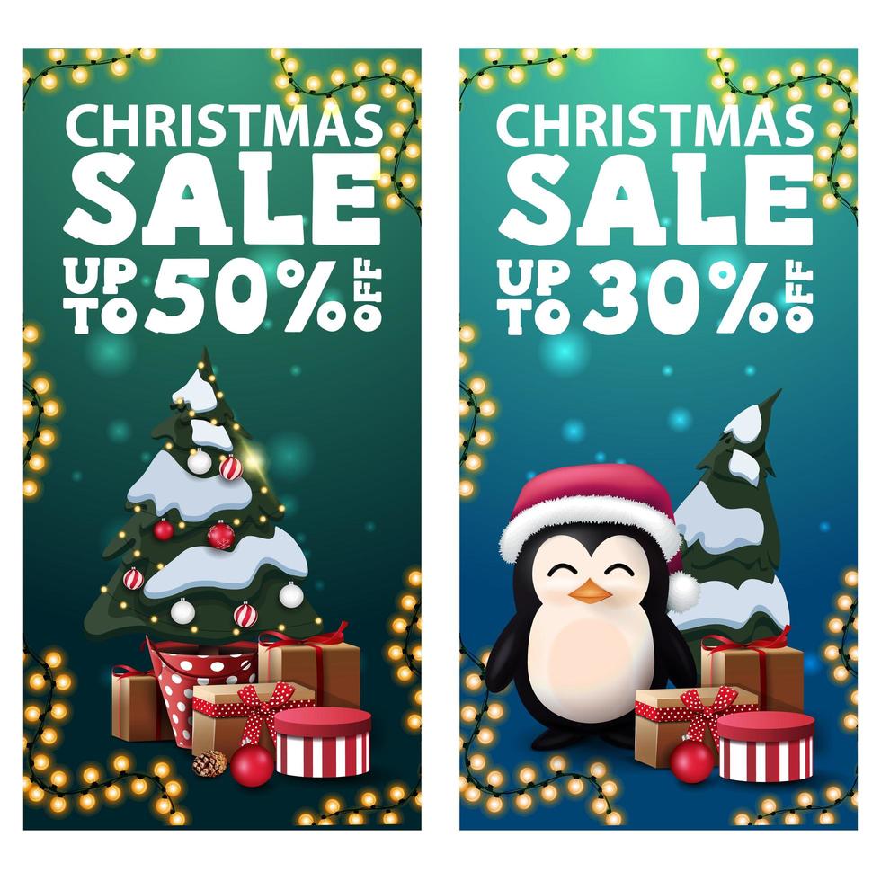 Weihnachtsverkauf, bis zu 50 Rabatt, zwei vertikale Rabattbanner mit Pinguin im Weihnachtsmannhut mit Geschenken und Weihnachtsbaum in einem Topf mit Geschenken vektor