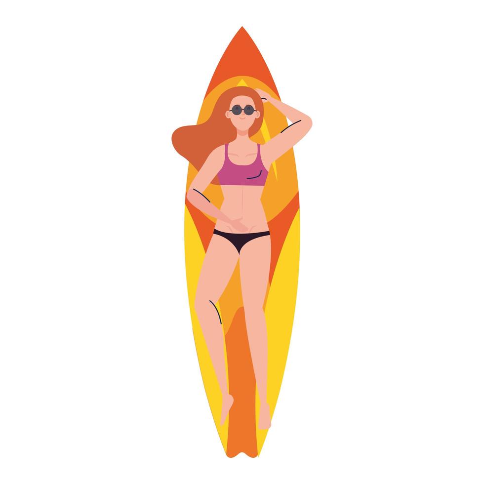 Frau mit Badeanzug, auf Surfbrett liegend, Sommerferienzeit vektor