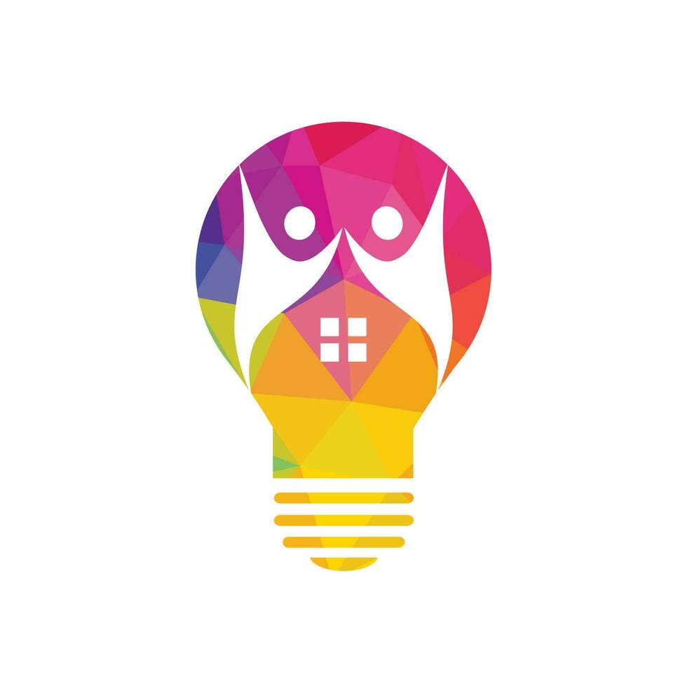 smart hus logotyp mall. ljus Glödlampa med byggnad och människor logotyp design. begrepp för intellektuell Hem, platt eller stuga. vektor