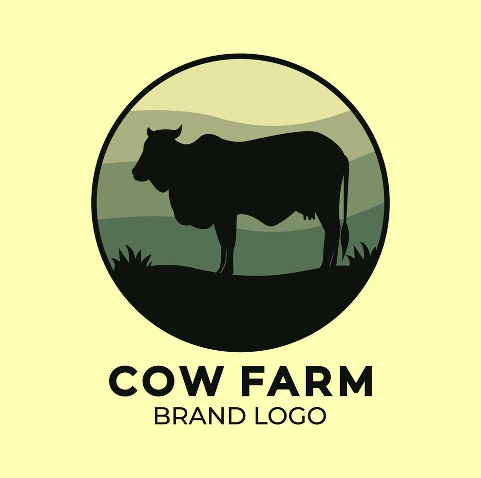 Silhouette Vektor von Kuh gut zum Bauernhof Logo Design Vorlage