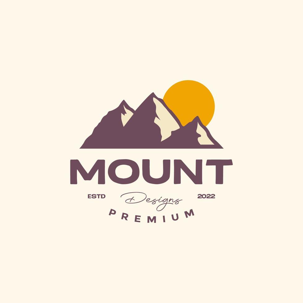 Berg hoch Hügel Gipfel Felsen Steine Sonnenuntergang Jahrgang Logo Design Vektor Symbol